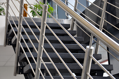 schody metalowe proste - komercyjny 02