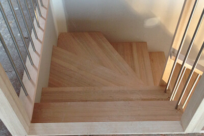 schody drewniane zabiegowe 09